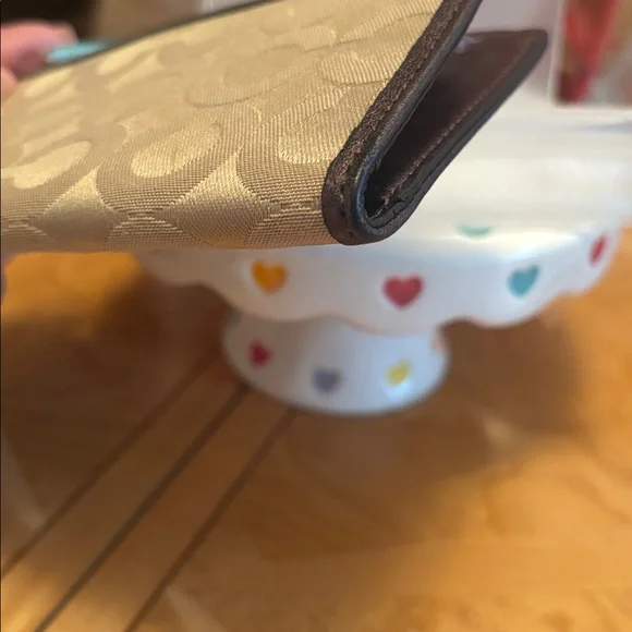 Vintage EUC Coach signature monogram Checkbook Cover case with unbranded Pen - Picture 8 of 12